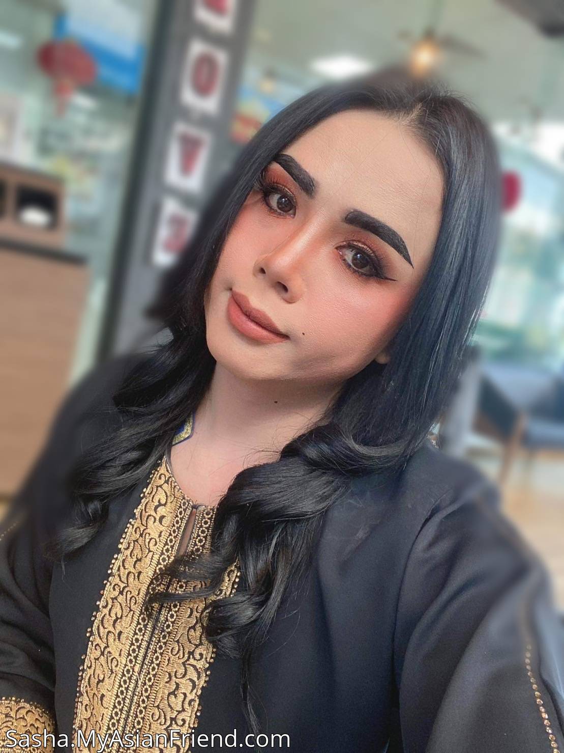 Weekend Glam - Sasha